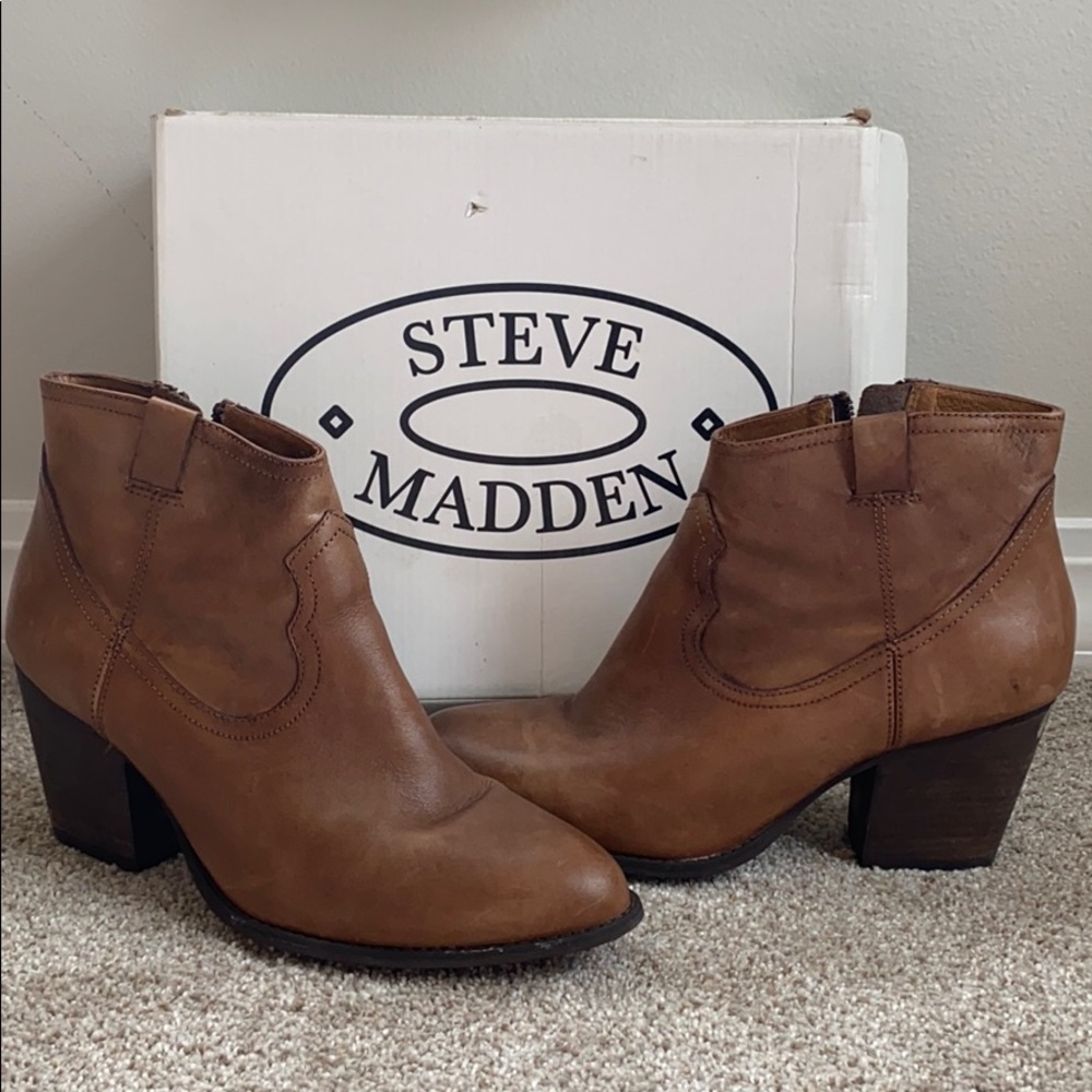 Steve Madden So Good Cognac Leather Ankle boot 10